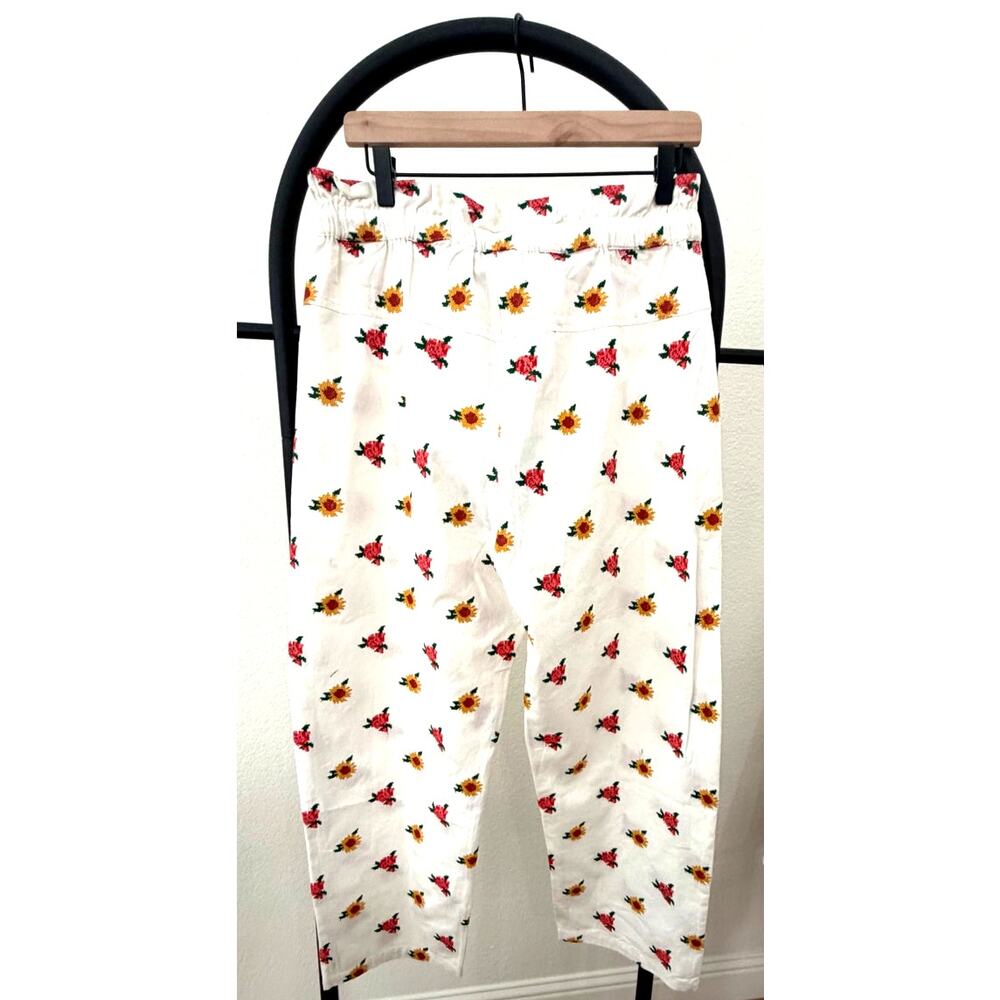 Farm Rio NEW Cross Stitch Flowers Embroidered Pants Off-White, M/L - Picture 4 of 13